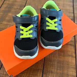Nike toddler shoes.